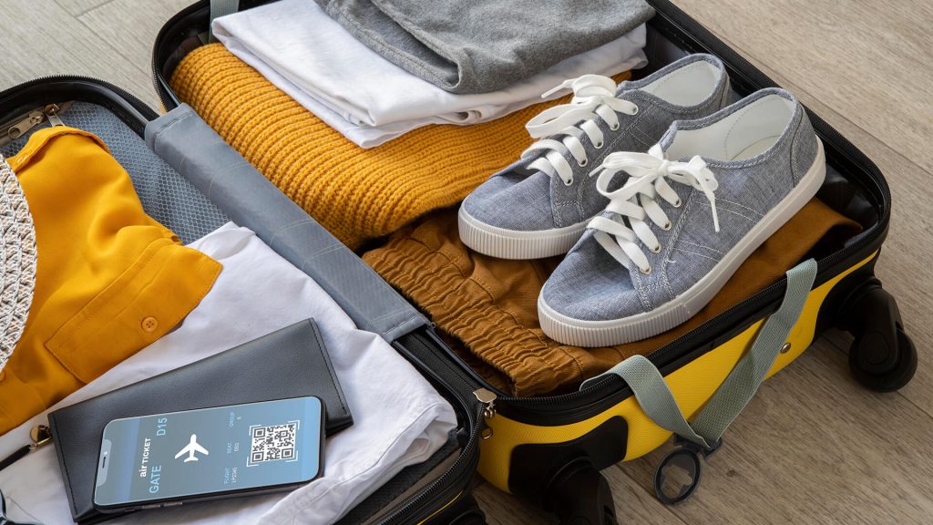 תיקים-ומזוודות